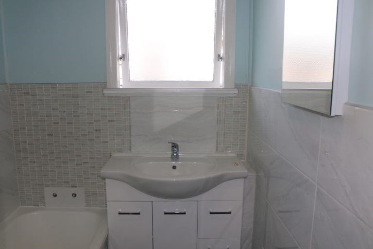 Photo of property in 70 Keith Street, Roslyn, Palmerston North, 4414