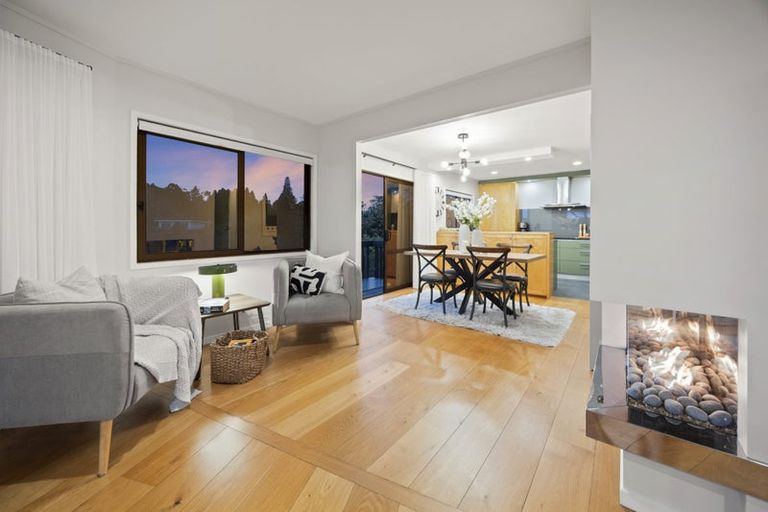 Photo of property in 3 Laingfield Terrace, Laingholm, Auckland, 0604