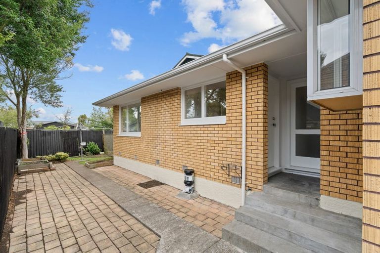Photo of property in 29 Highfield Place, Avonhead, Christchurch, 8042