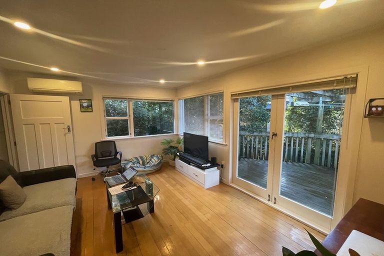 Photo of property in 2/8 Greenhill Crescent, Pakuranga, Auckland, 2010