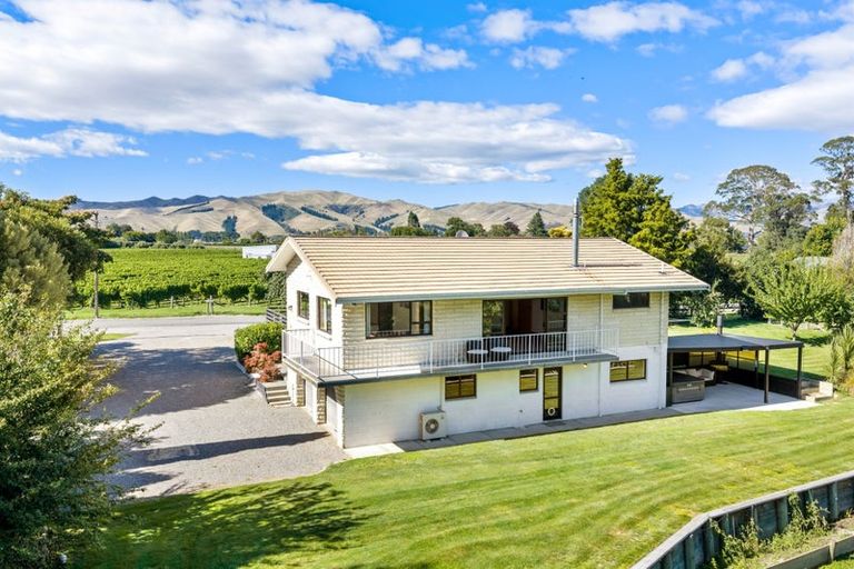 Photo of property in 99 Dillons Point Road, Islington, Blenheim, 7273