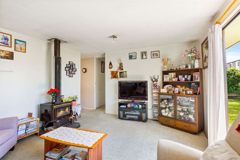 Photo of property in 18 Arney Road, Ranui, Auckland, 0612