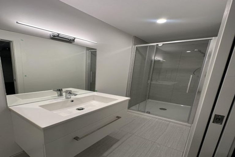 Photo of property in 30 Te Puketoka Lane, Mangere, 2022