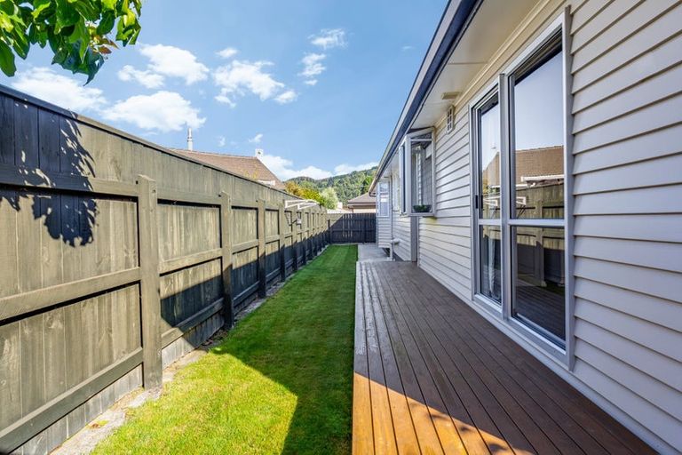 Photo of property in 71 Shakespeare Avenue, Trentham, Upper Hutt, 5018