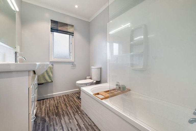 Photo of property in 238 Opawa Road, Hillsborough, Christchurch, 8022