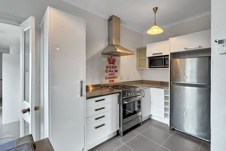 Photo of property in 7 Leamington Street, Addington, Christchurch, 8024