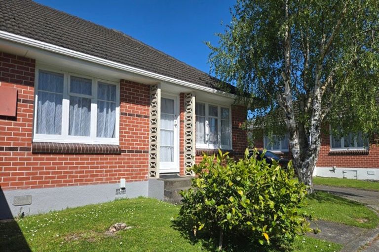 Photo of property in 4/64 Gibbons Street, Ebdentown, Upper Hutt, 5018