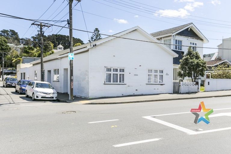 Photo of property in 2 Henry Street, Kilbirnie, Wellington, 6022