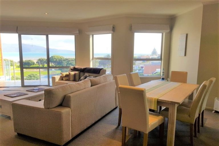 Photo of property in 4-u18 Seaview Road, Paraparaumu Beach, Paraparaumu, 5032