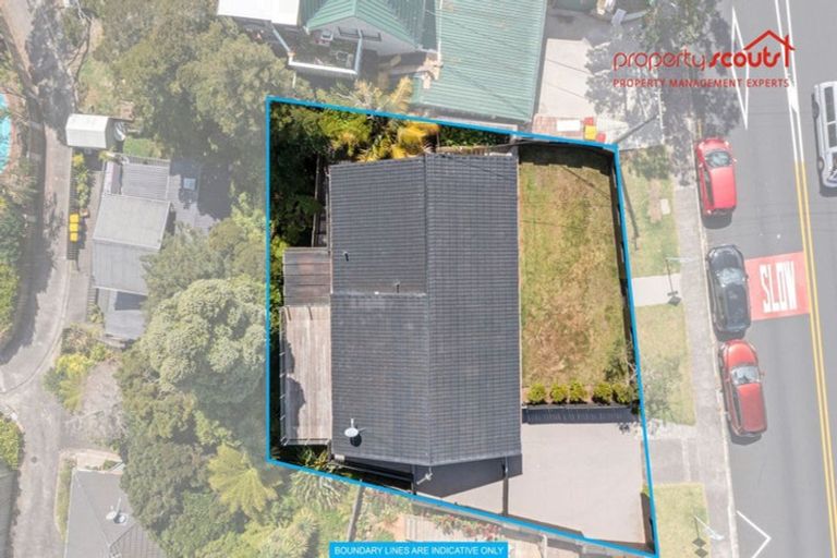 Photo of property in 2/78 Rangatira Road, Beach Haven, Auckland, 0626