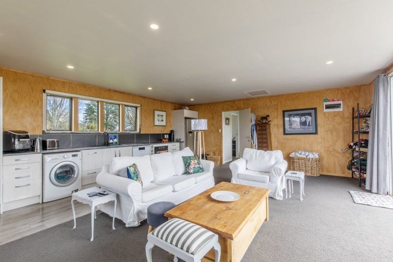 Photo of property in 9 Tamumu Church Road, Otane, Waipawa, 4271