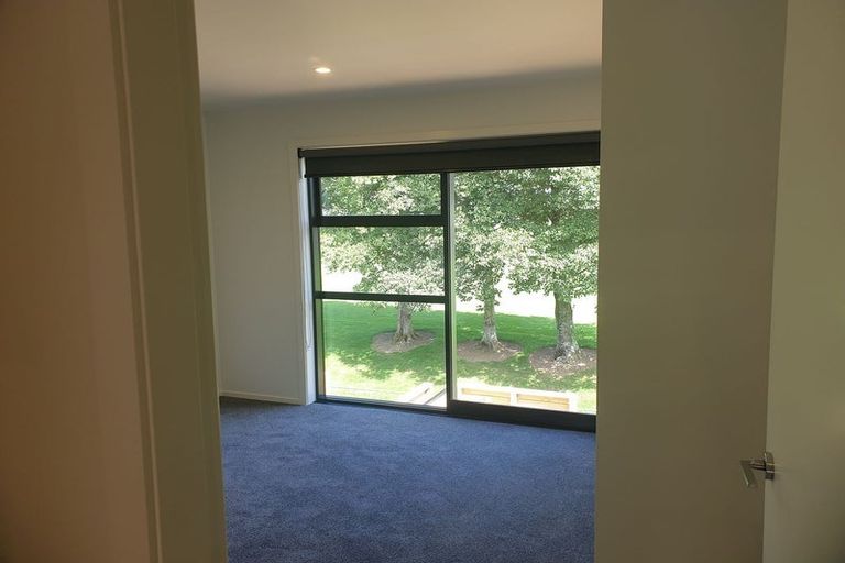 Photo of property in 14/240 Stokes Valley Road, Stokes Valley, Lower Hutt, 5019