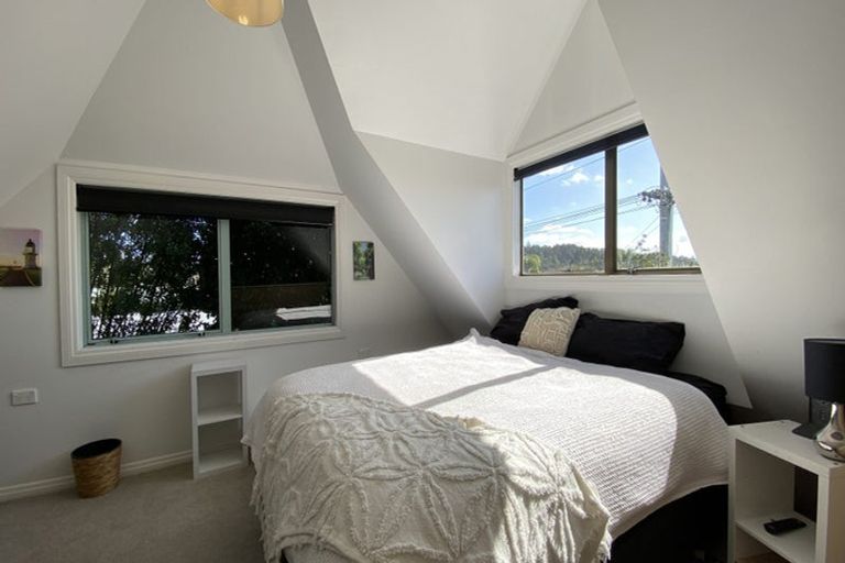 Photo of property in 234 Henderson Valley Road, Henderson, Auckland, 0612