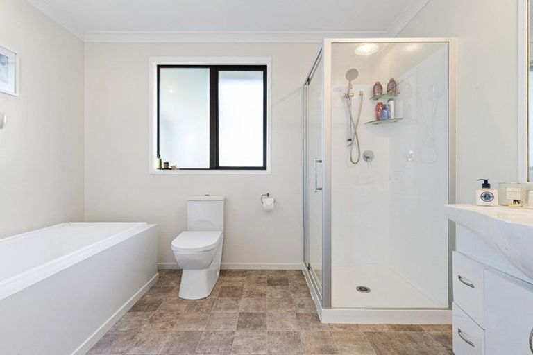 Photo of property in 1124 Awhitu Road, Pollok, Waiuku, 2683