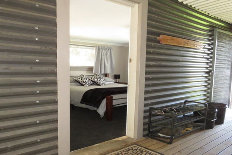 Photo of property in 15 Grey Road, Reefton, 7830