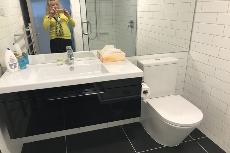 Photo of property in Frame Apartments, 1601/111 Molesworth Street, Thorndon, Wellington, 6011