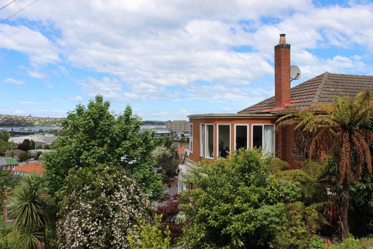 Photo of property in 60 Queen Street, North Dunedin, Dunedin, 9016
