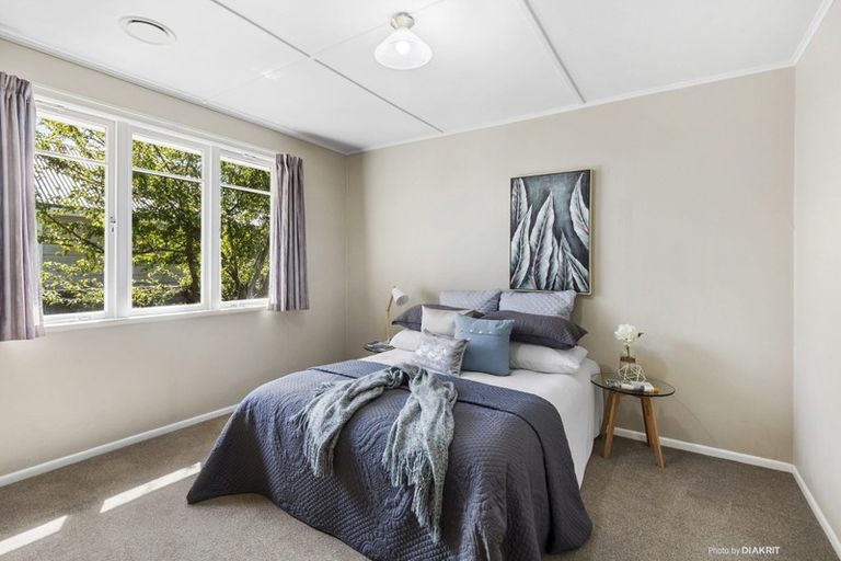 Photo of property in 142 Campbell Street, Karori, Wellington, 6012