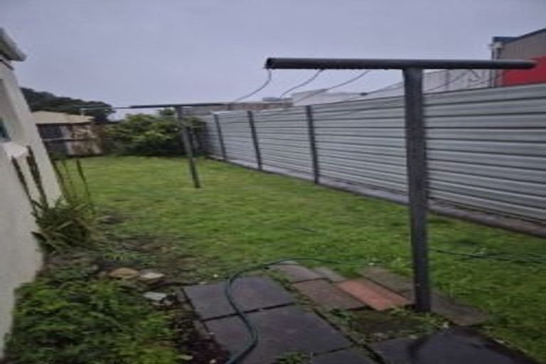 Photo of property in 42 Cobden Street, Gisborne, 4010