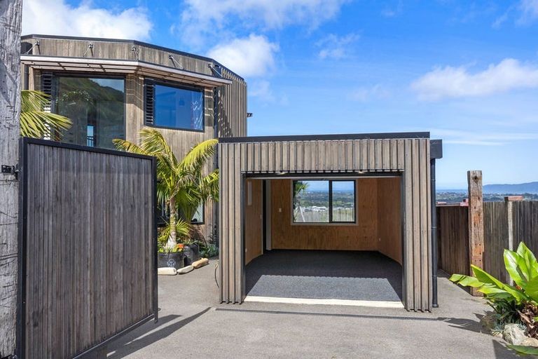 Photo of property in 14 Wilson Way, Waikanae, 5036