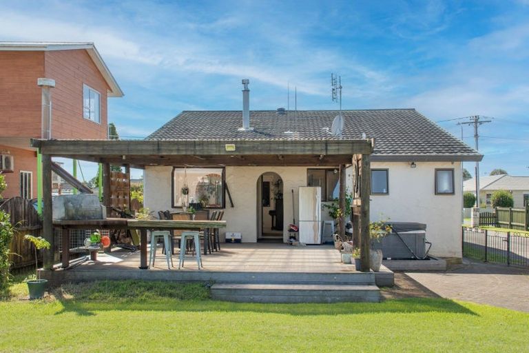 Photo of property in 15 Pemberton Crescent, Greerton, Tauranga, 3112