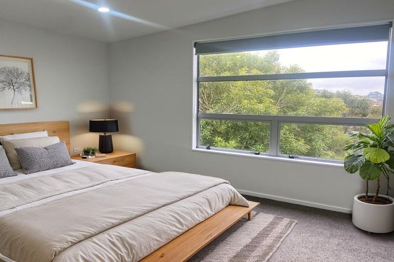 Photo of property in 13a Marjory Close, Broadmeadows, Wellington, 6035