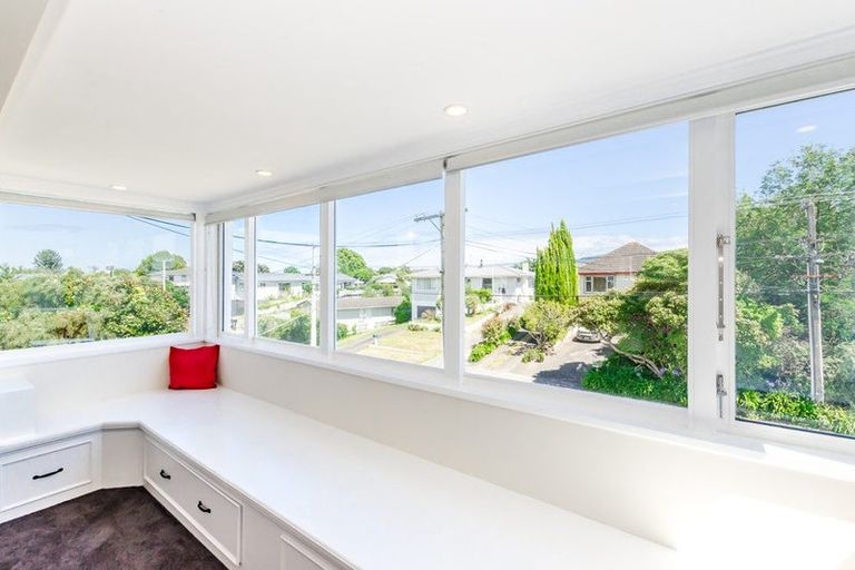 Photo of property in 12 Gray Avenue, Paraparaumu Beach, Paraparaumu, 5032