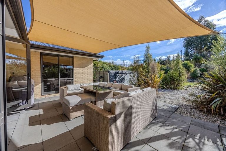 Photo of property in 10 Jack Young Place, Albert Town, Wanaka, 9305