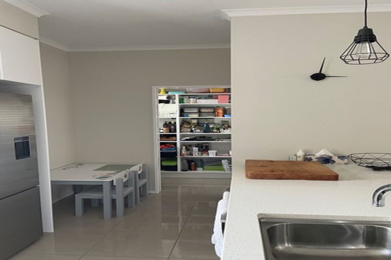 Photo of property in 221 Hobsonville Point Road, Hobsonville, Auckland, 0616