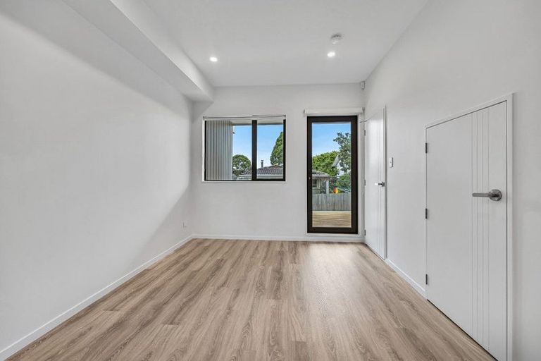 Photo of property in 3/345 Pakuranga Road, Pakuranga Heights, Auckland, 2010