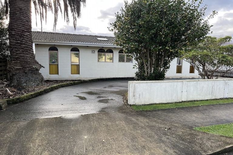 Photo of property in 3 Stuart Street, Levin, 5510