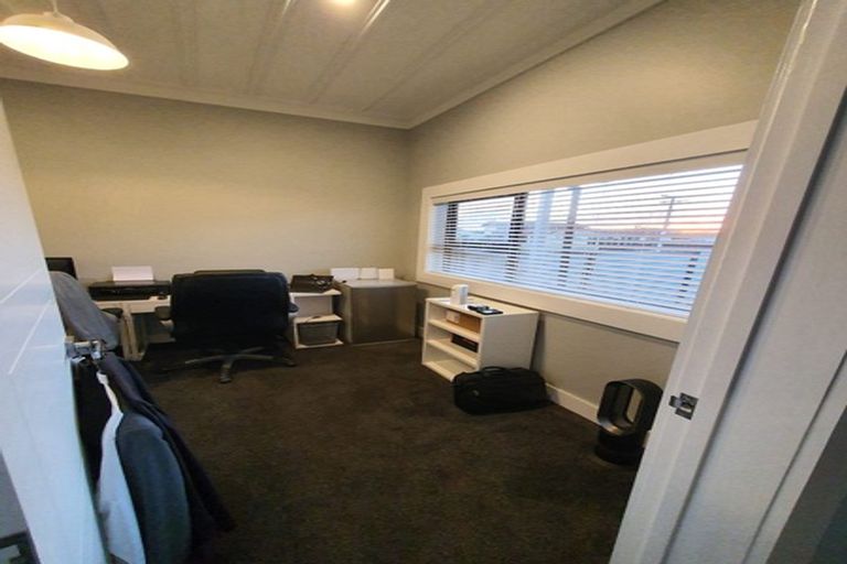 Photo of property in 42 Collins Street, Hawera, 4610