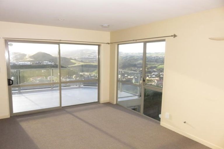 Photo of property in 36 Waverton Terrace, Churton Park, Wellington, 6037