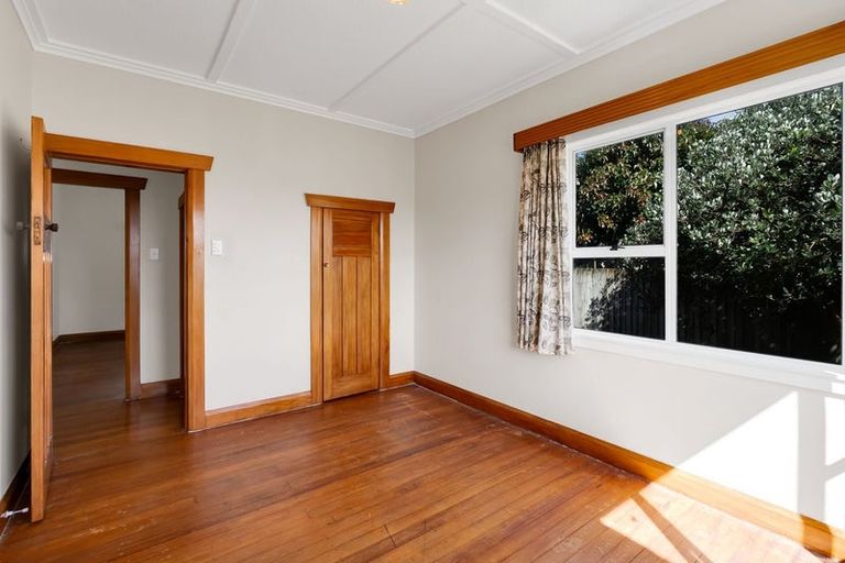 Photo of property in 24 Morrissey Street, Hawera, 4610