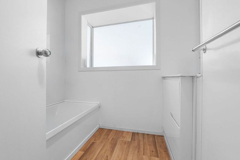 Photo of property in 9 Panair Crescent, Hillcrest, Hamilton, 3216