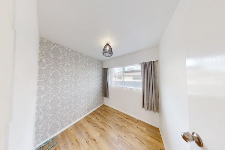 Photo of property in 21 Meadowbrook Drive, Cloverlea, Palmerston North, 4412