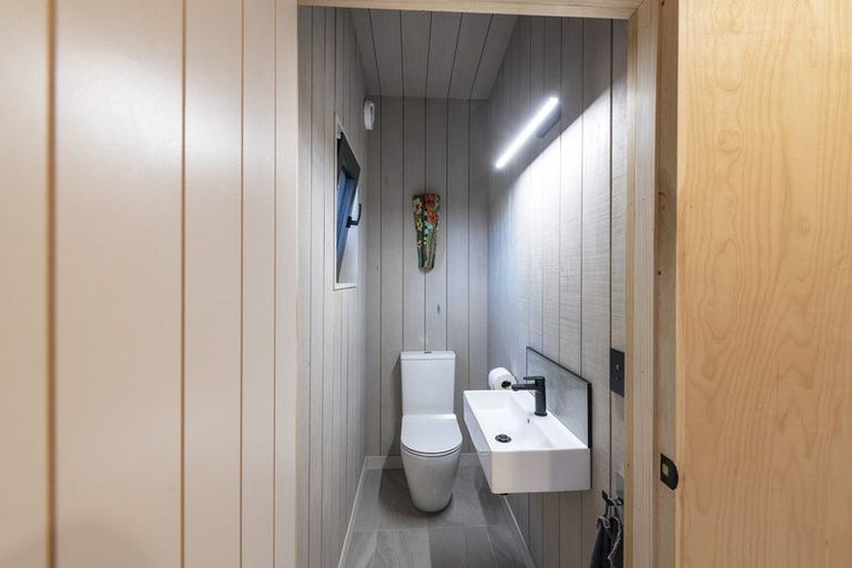 Photo of property in 19u2 Monteith Road, Albert Town, Wanaka, 9382