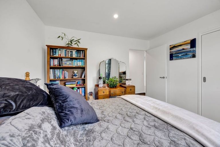 Photo of property in 23 Links Drive, Waiwhakaiho, New Plymouth, 4312