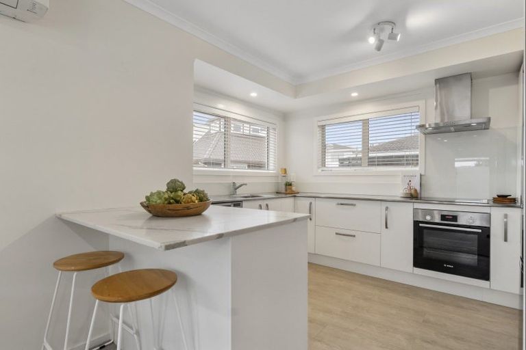 Photo of property in 2/8 Terrace Avenue, Mount Maunganui, 3116