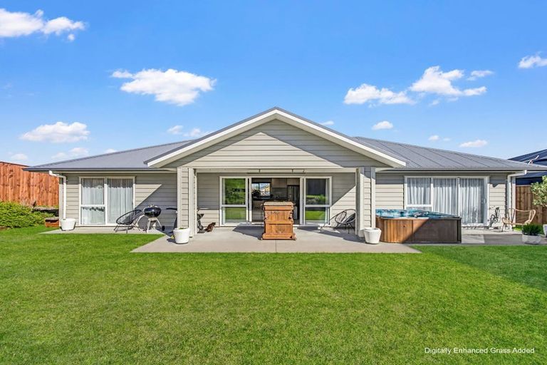 Photo of property in 5 Karanema Place, Coastlands, Whakatane, 3120