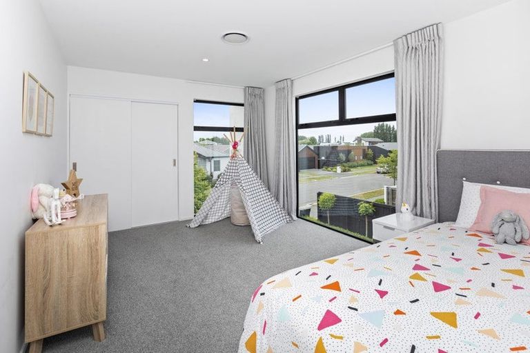 Photo of property in 42 Grayshott Avenue, Casebrook, Christchurch, 8051