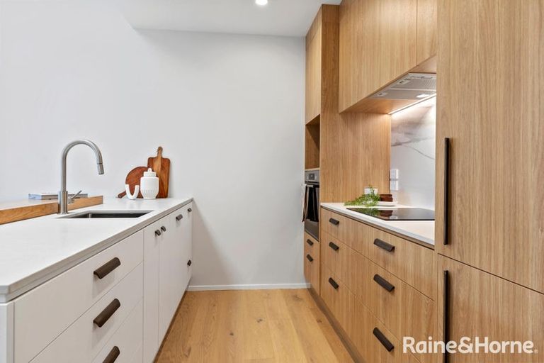 Photo of property in 21/12 Westmorland Rise, Bethlehem, Tauranga, 3110