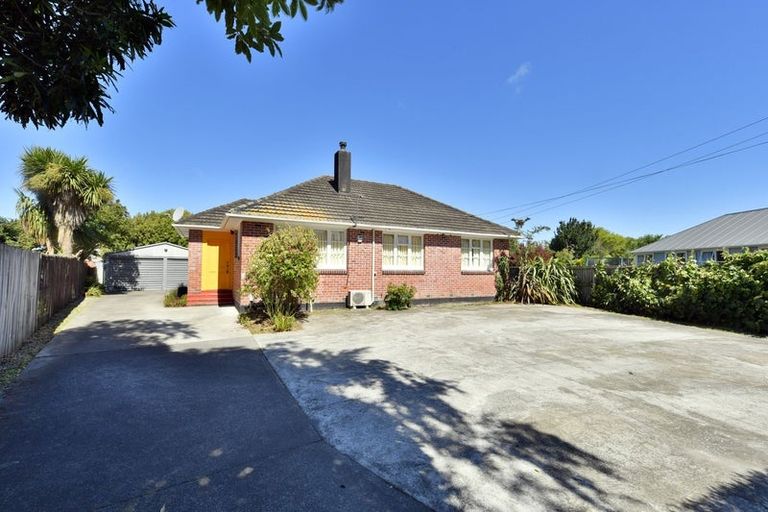 Photo of property in 16 Attlee Crescent, Bryndwr, Christchurch, 8053