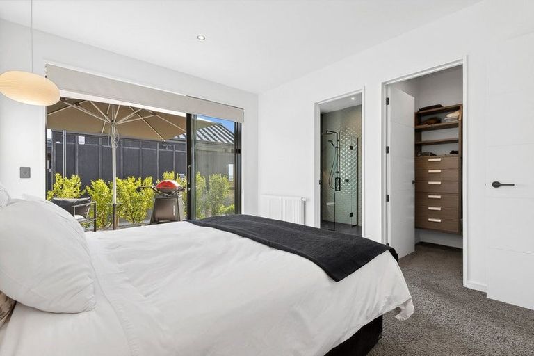 Photo of property in 21a Deans Drive, Wanaka, 9305