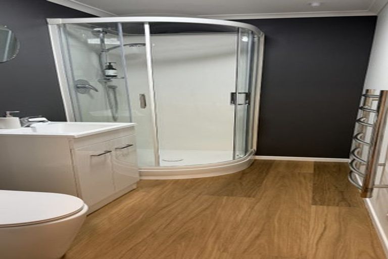 Photo of property in 11a Baroda Street, Khandallah, Wellington, 6035