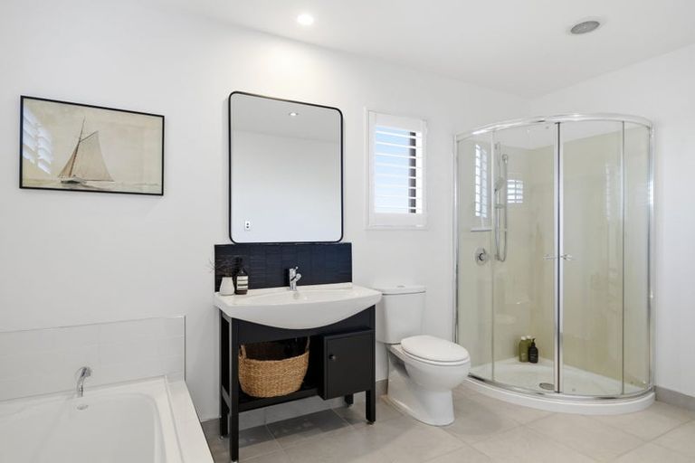 Photo of property in 64 Woodhurst Drive, Casebrook, Christchurch, 8051