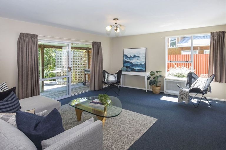 Photo of property in 87 Olliviers Road, Phillipstown, Christchurch, 8011