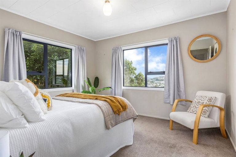 Photo of property in 60 Chesterton Street, Johnsonville, Wellington, 6037