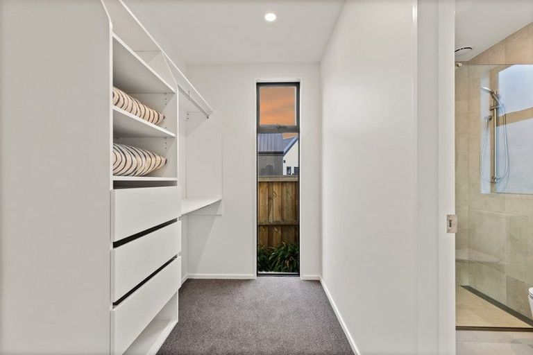 Photo of property in 1/1 Hebe Lane, Northwood, 8051