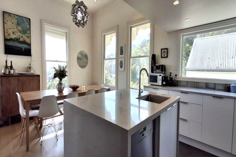 Photo of property in 92 Cecil Road, Wadestown, Wellington, 6012